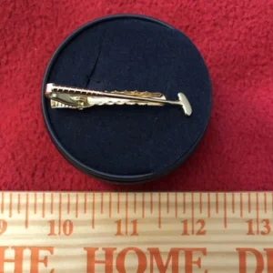 Putter Golf Club Gold Tone Tie Bar Clip EUC